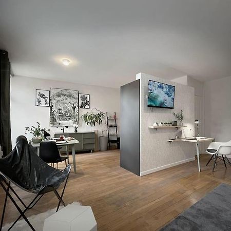 Grand Studio Confortable Situe En Centre Ville 热拉梅 外观 照片