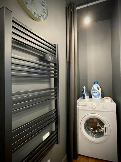 Grand Studio Confortable Situe En Centre Ville 热拉梅 外观 照片