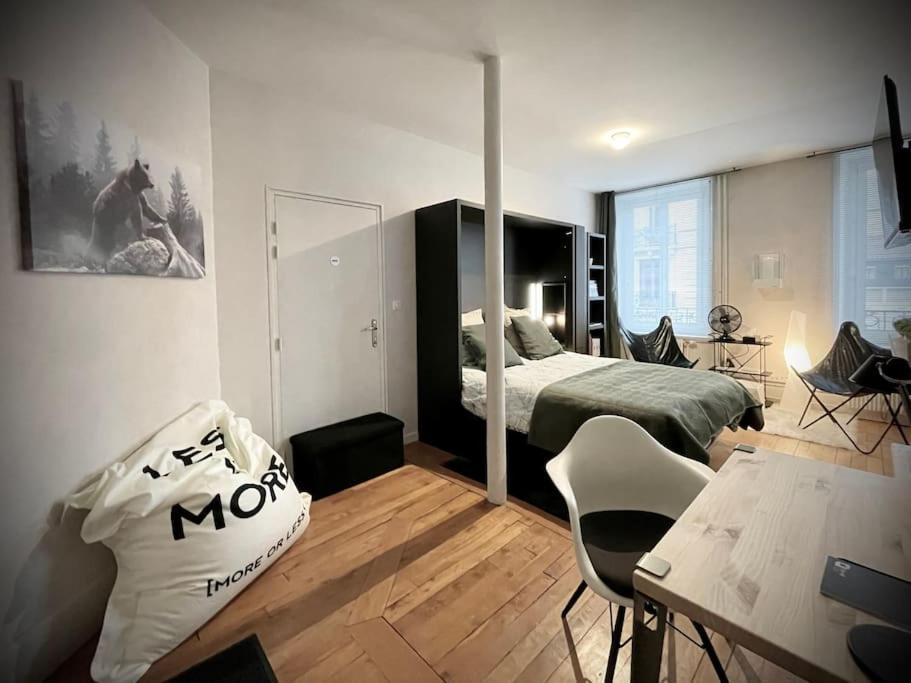 Grand Studio Confortable Situe En Centre Ville 热拉梅 外观 照片